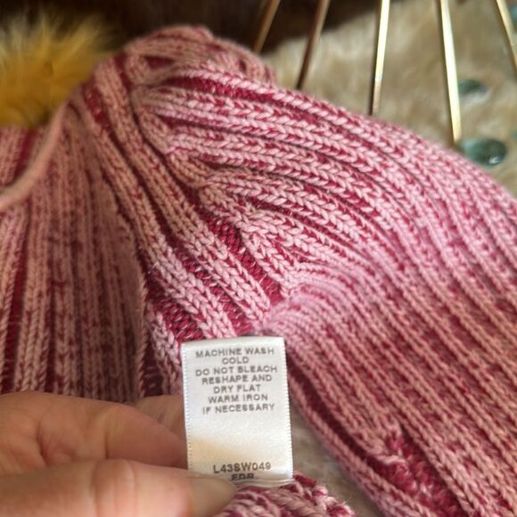 Cabela’s sweater S (UB) - Picture 7 of 7